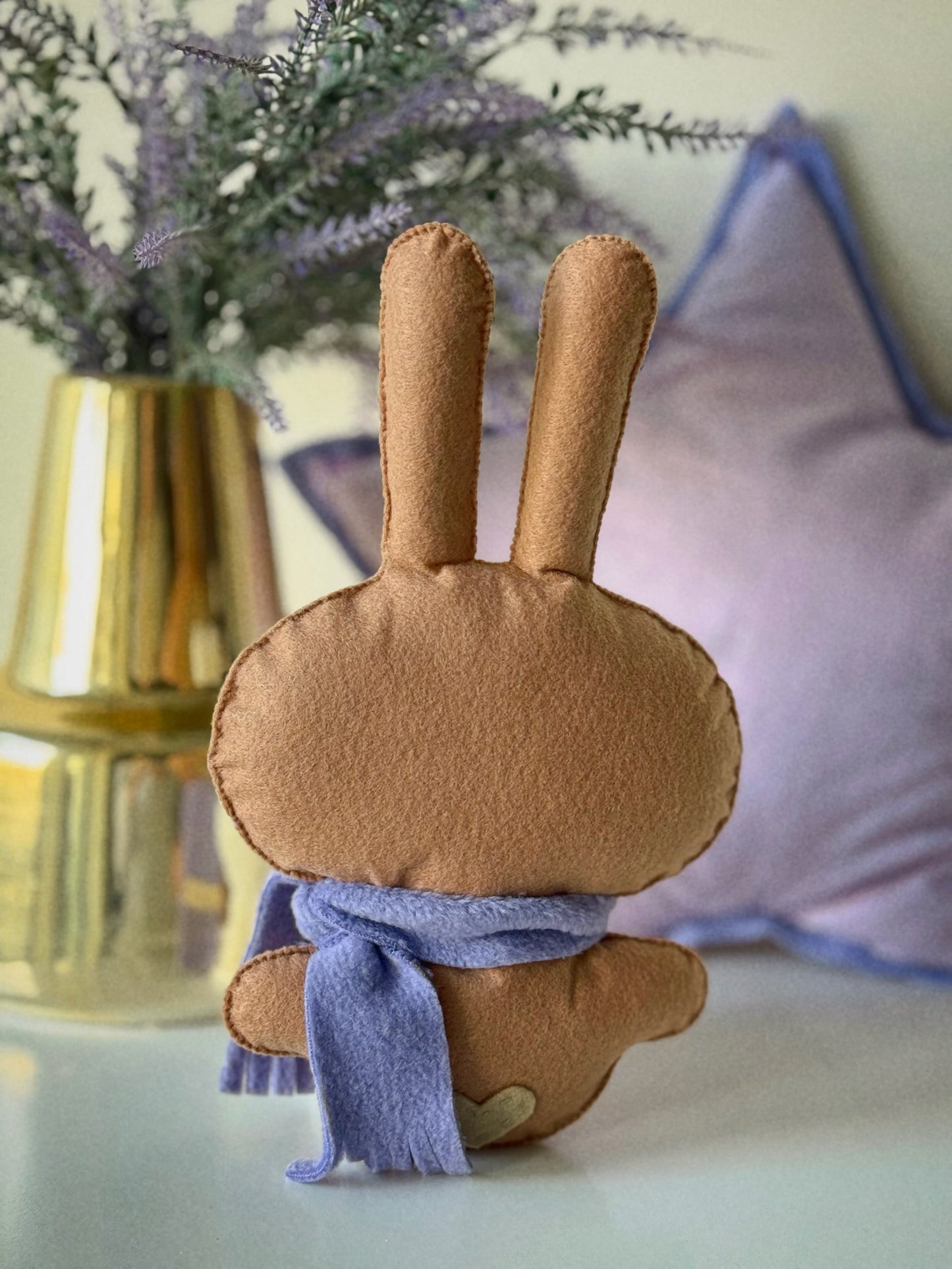 Max the Bunny / Mocha