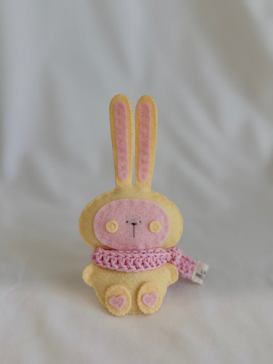 Max the Bunny (small) / Pastel Yellow with Soft Pink
