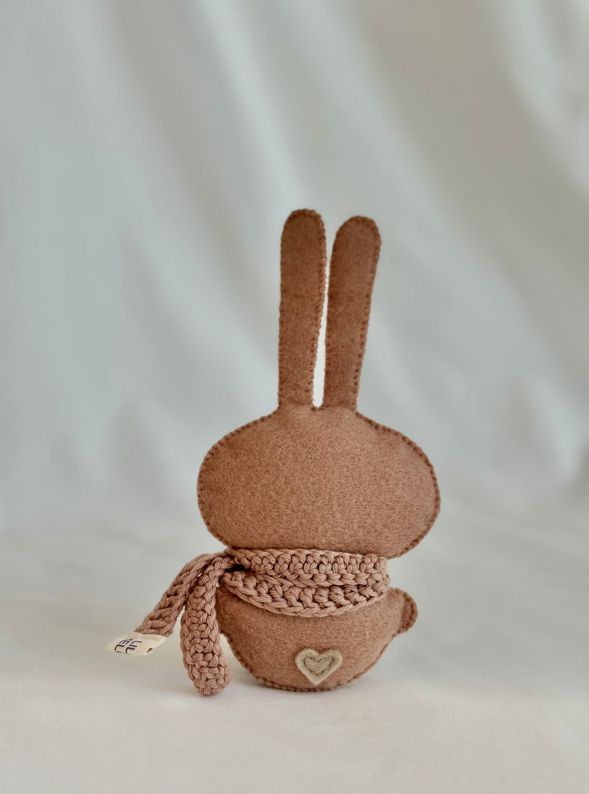 Max the Bunny (small) / Mocha