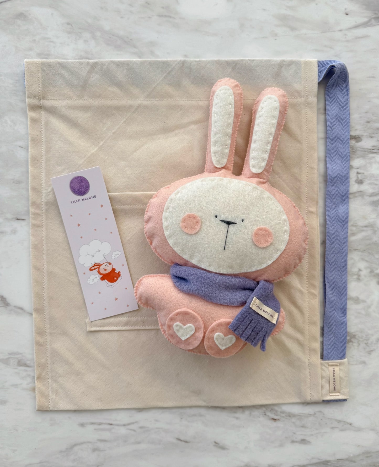 Max the Bunny / Peach