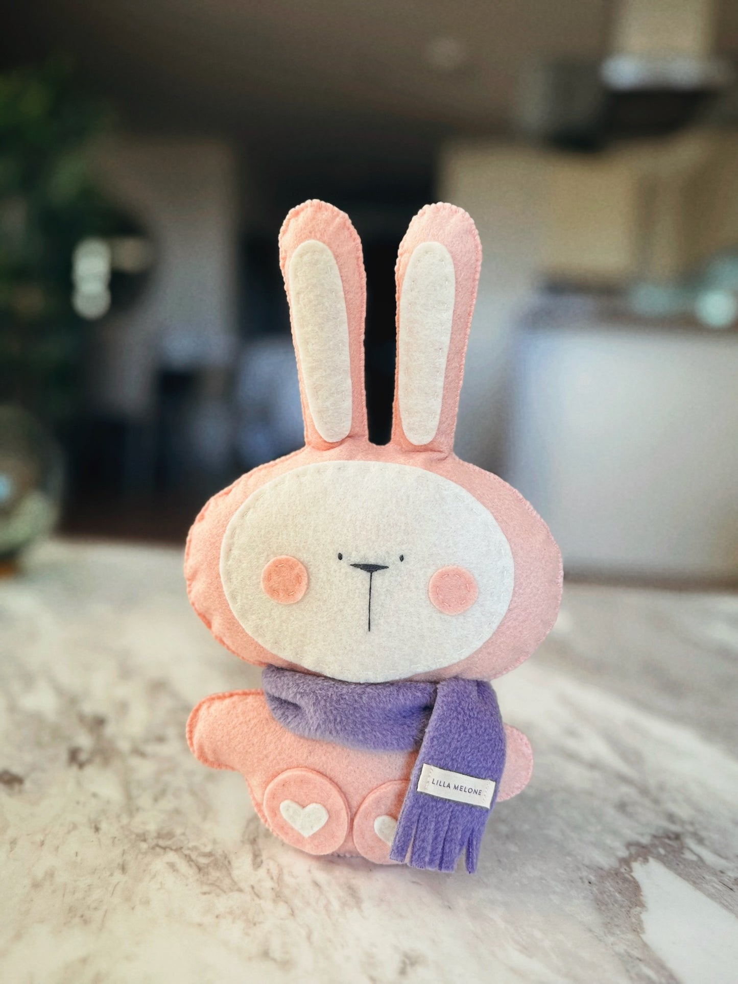 Max the Bunny / Peach