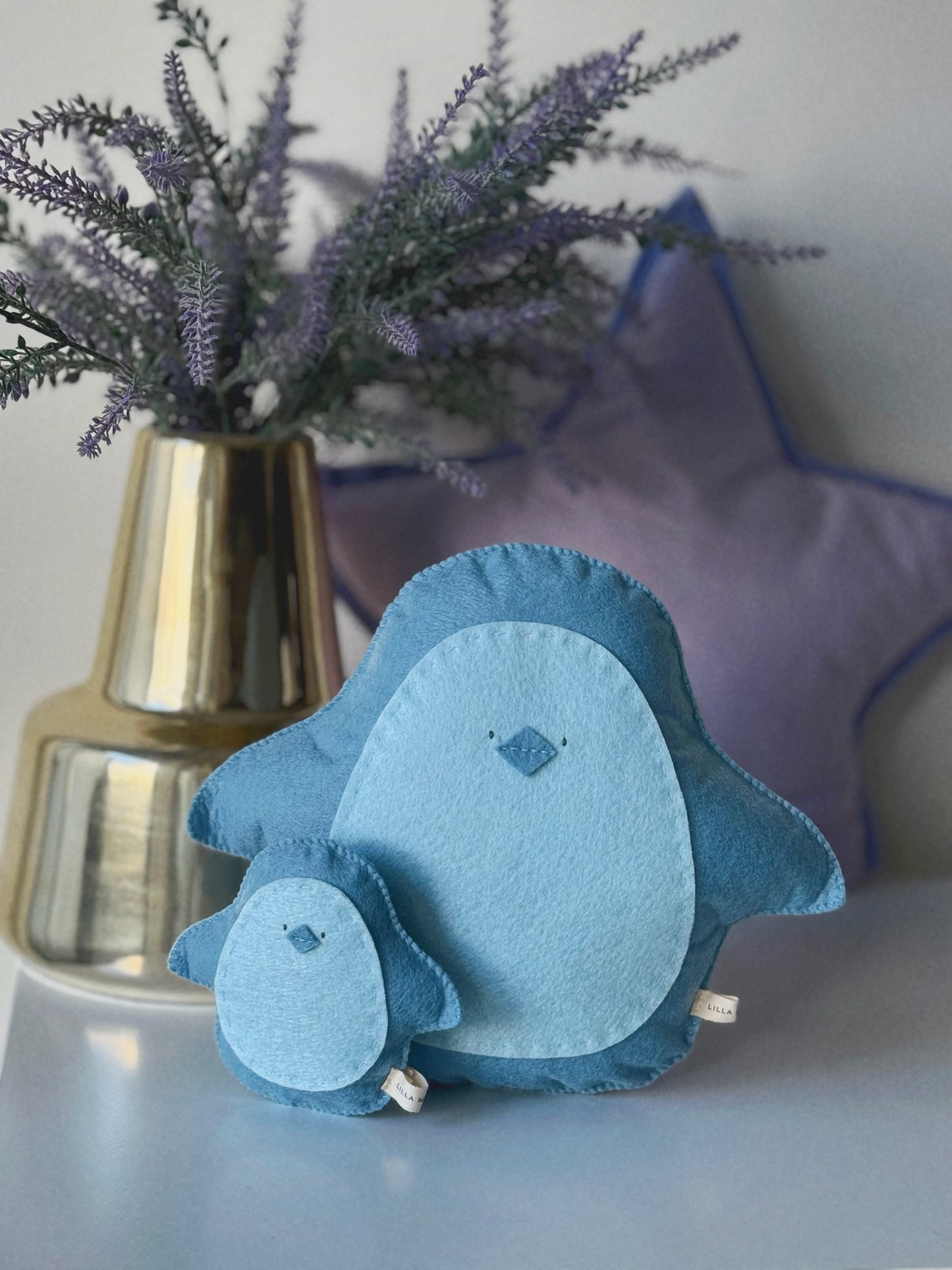 Poppy the Penguin / Sky Blue