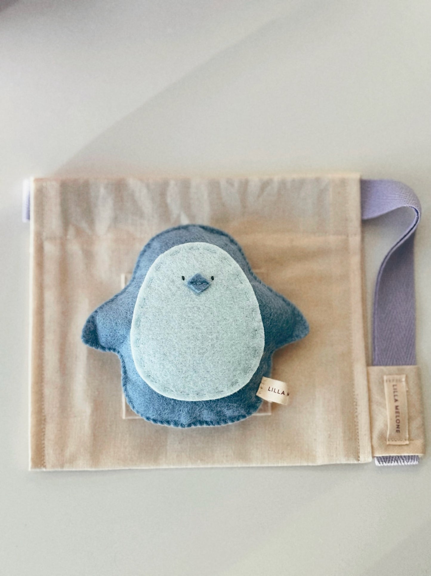 Poppy the Penguin (small) / Sky Blue