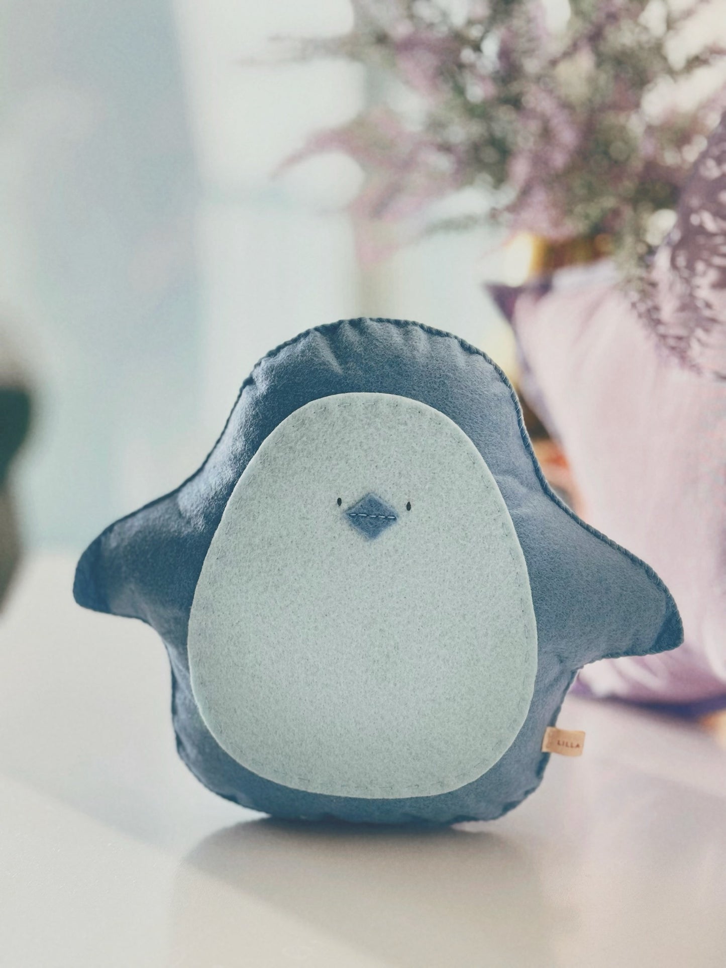 Poppy the Penguin / Sky Blue