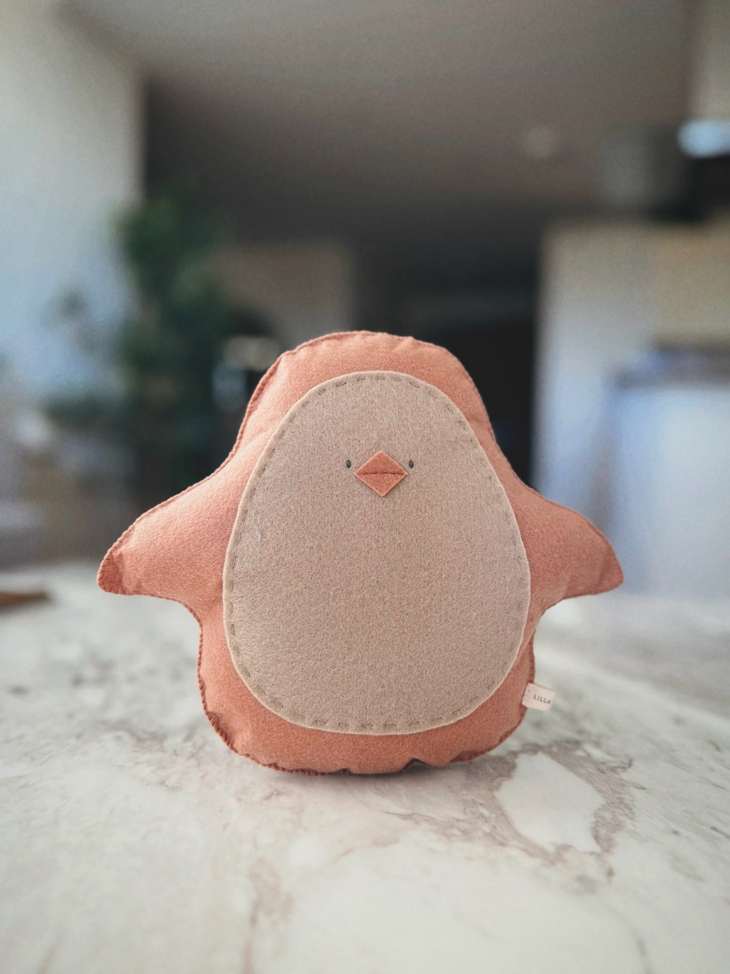 Poppy the Penguin / Mocha