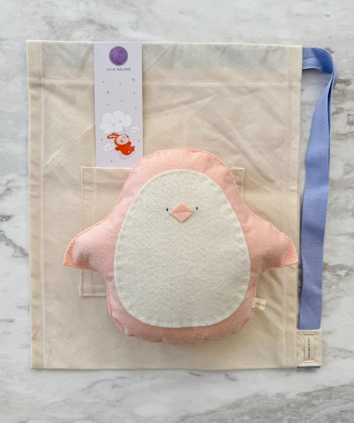 Poppy the Penguin / Peach